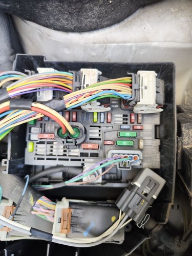 Relay fuse box - box, citroen